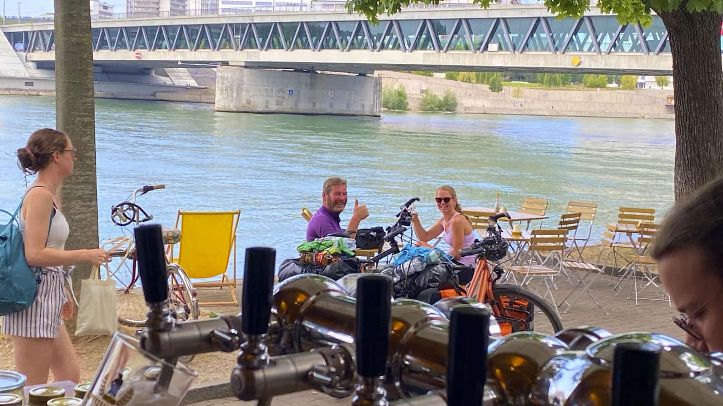 Lunchen langs de Rijn in Basel